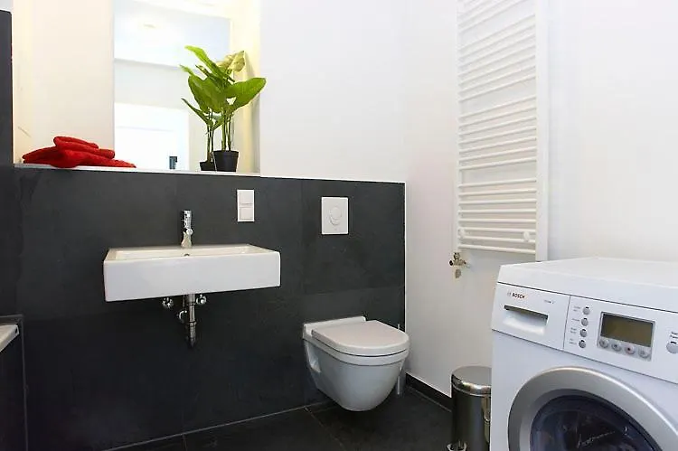 Spacious Studio Apartment Friedrichshain Berlin